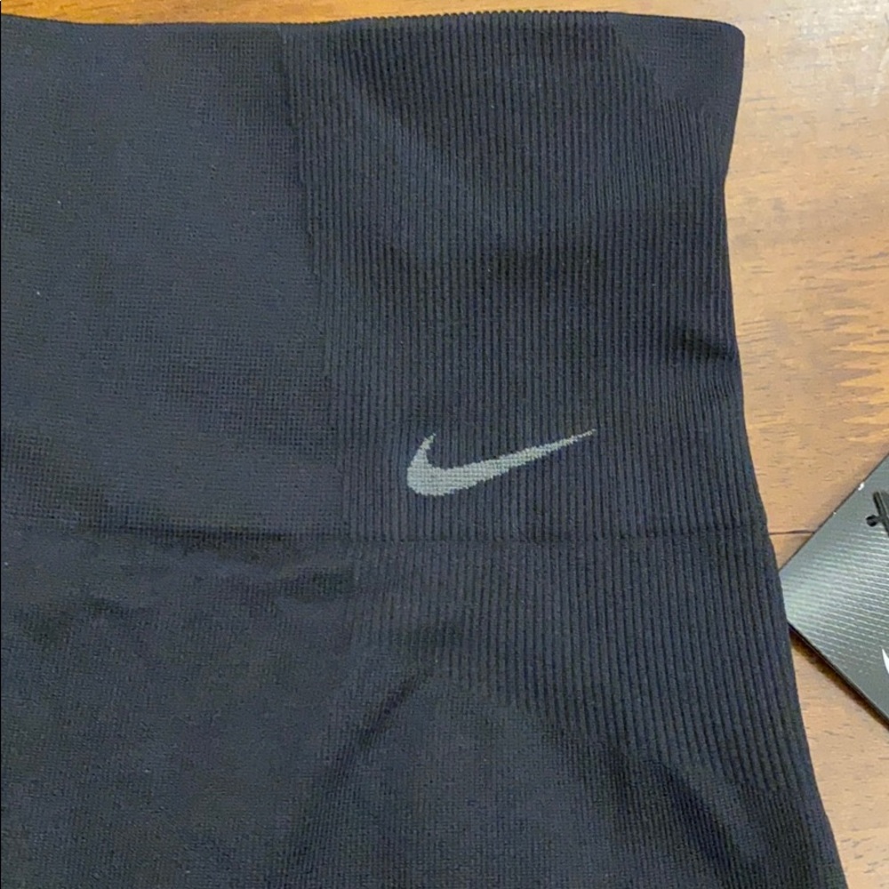 Nike high rise sculpt hyper